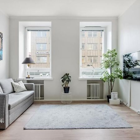 Wehost Bright And Central 1Br For Four Travellers 赫尔辛基 外观 照片